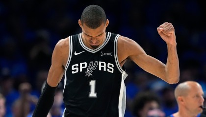 九游娱乐-奥登：一旦文班亚马再增加一点肌肉 NBA就大结局了